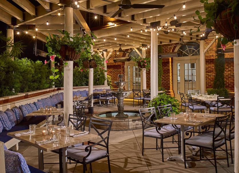 Restaurant Photo