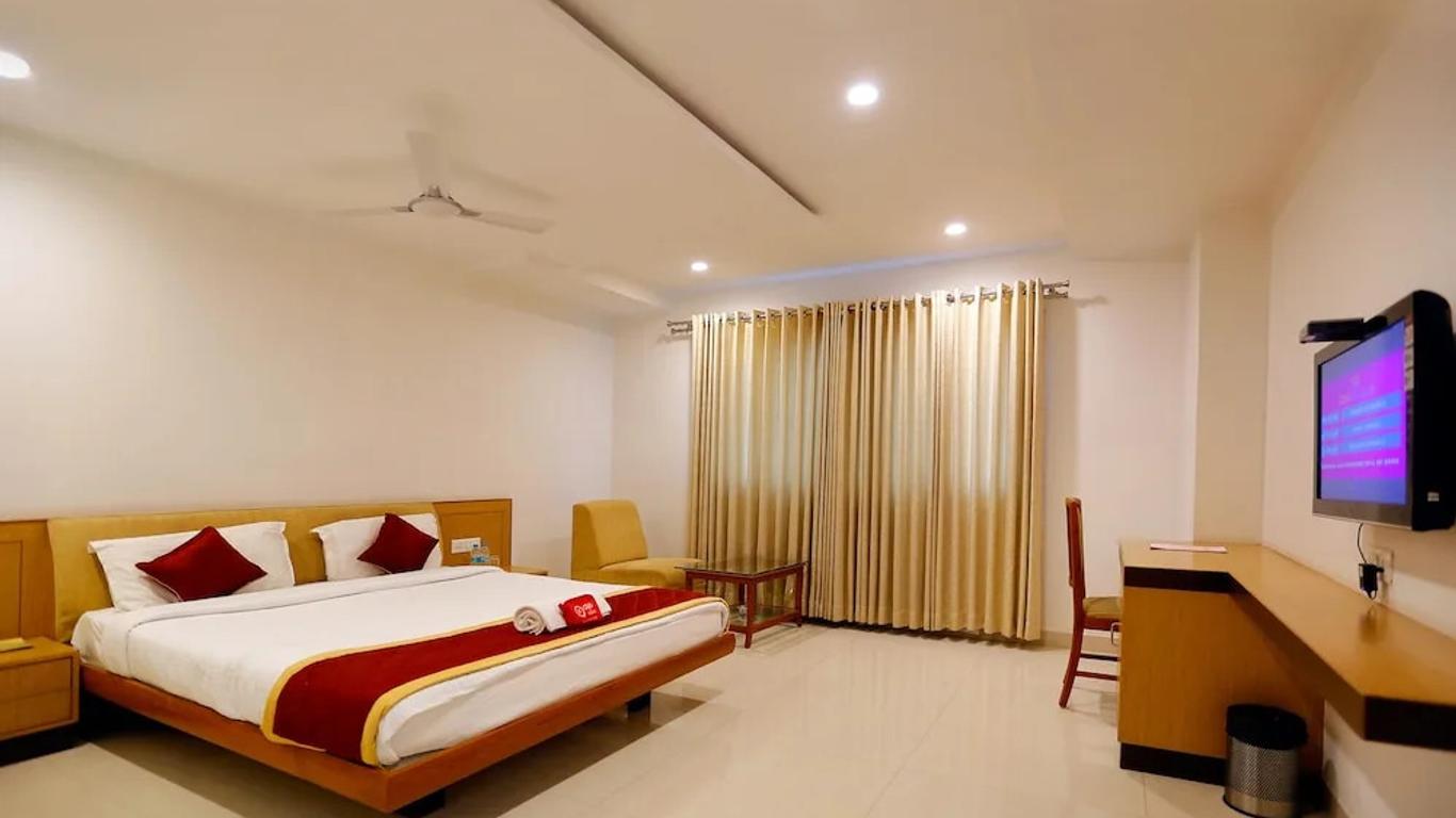 OYO 381 Hotel Sybaritic Suites Gachibowli