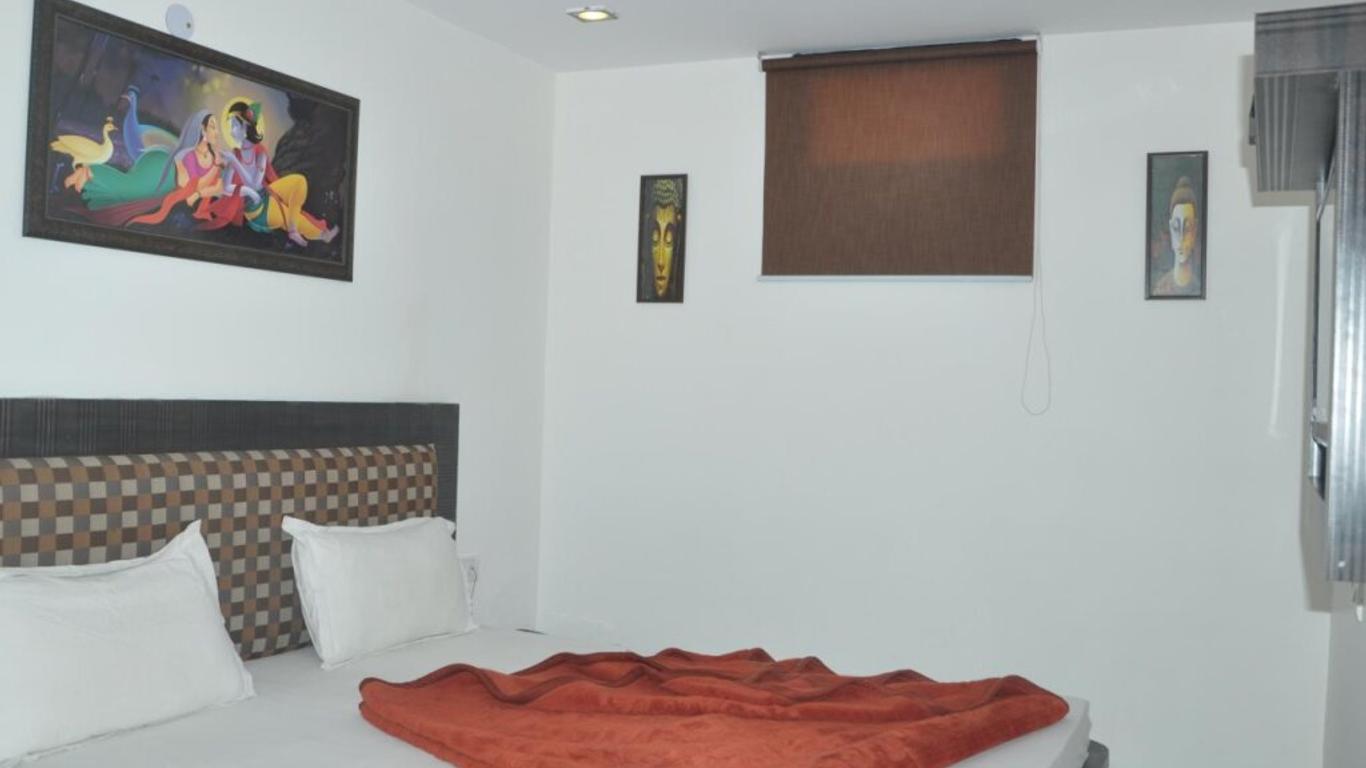 OYO 1986 Hotel Heritage Home