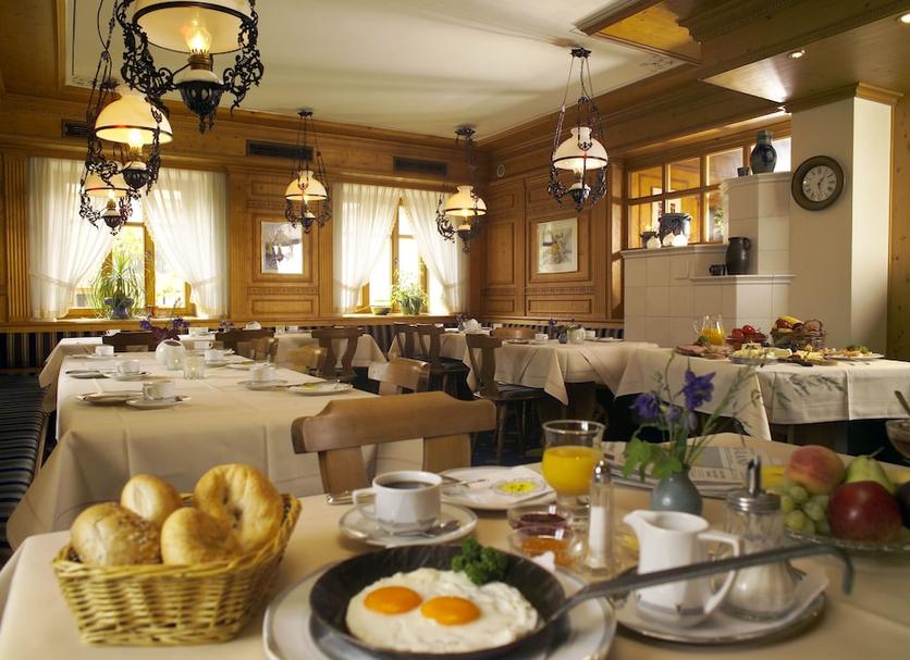 Restaurant Photo