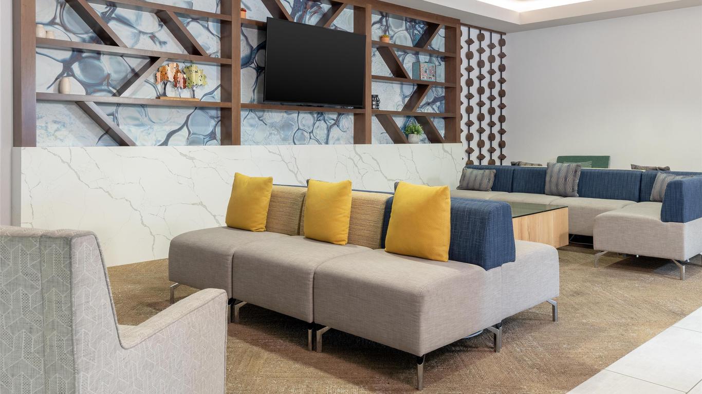 Hilton Garden Inn Hanover Arundel Mills BWI Airport