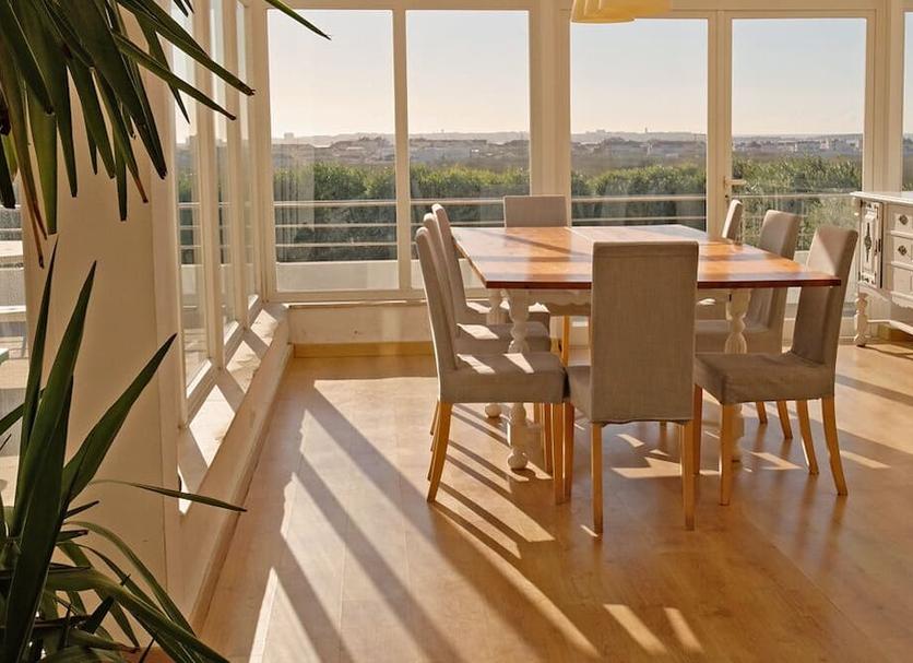 Dining room Photo