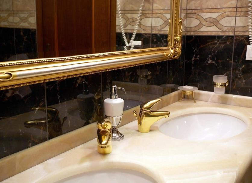 Bathroom Photo