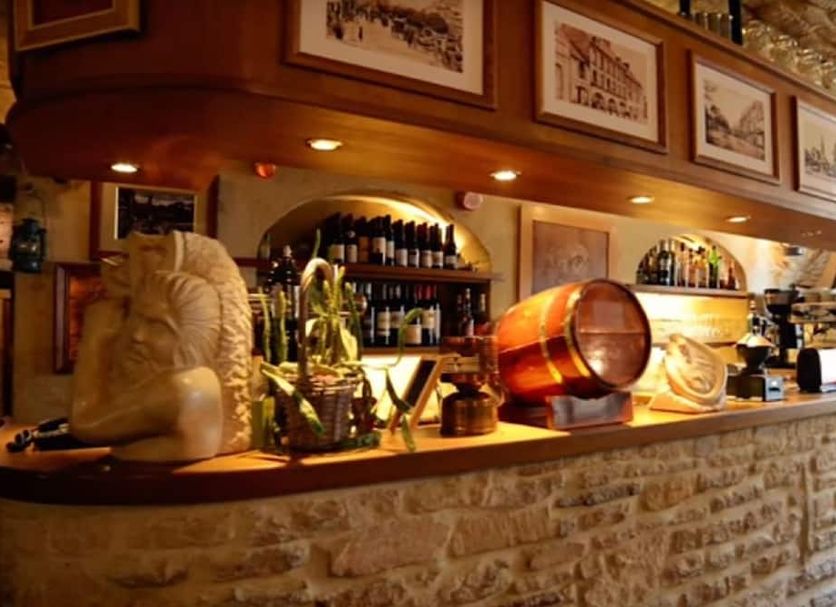 Bar Photo