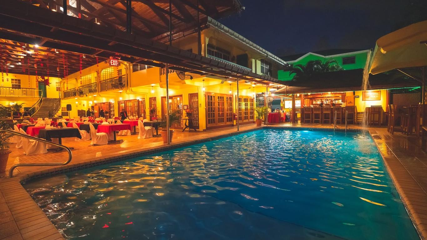 Grand Coastal Hotel