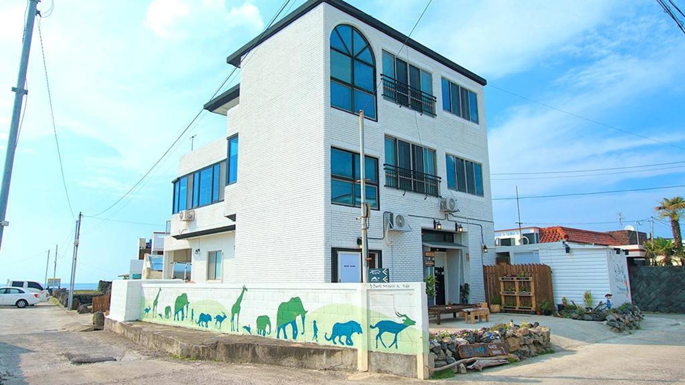 Jeju Nunkeunsaeu Guest House