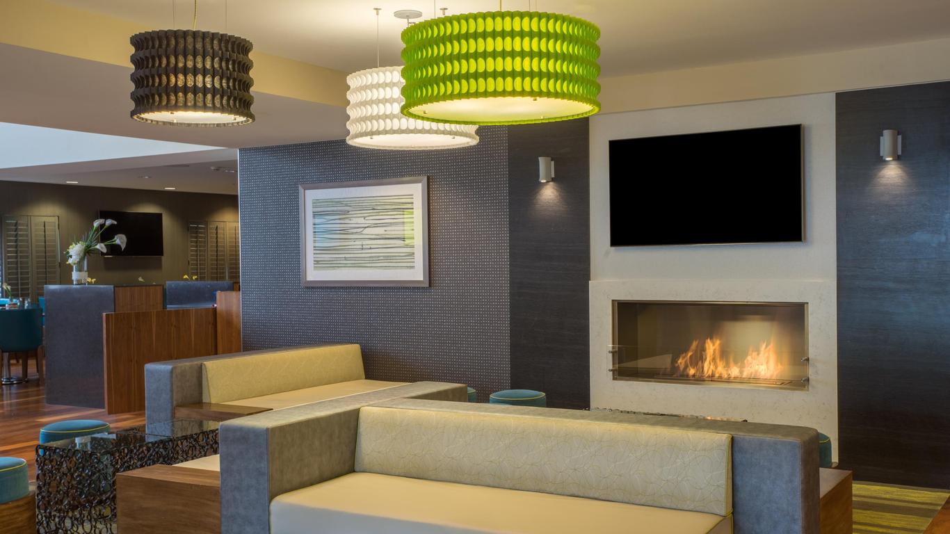 Holiday Inn Baltimore BWI Airport