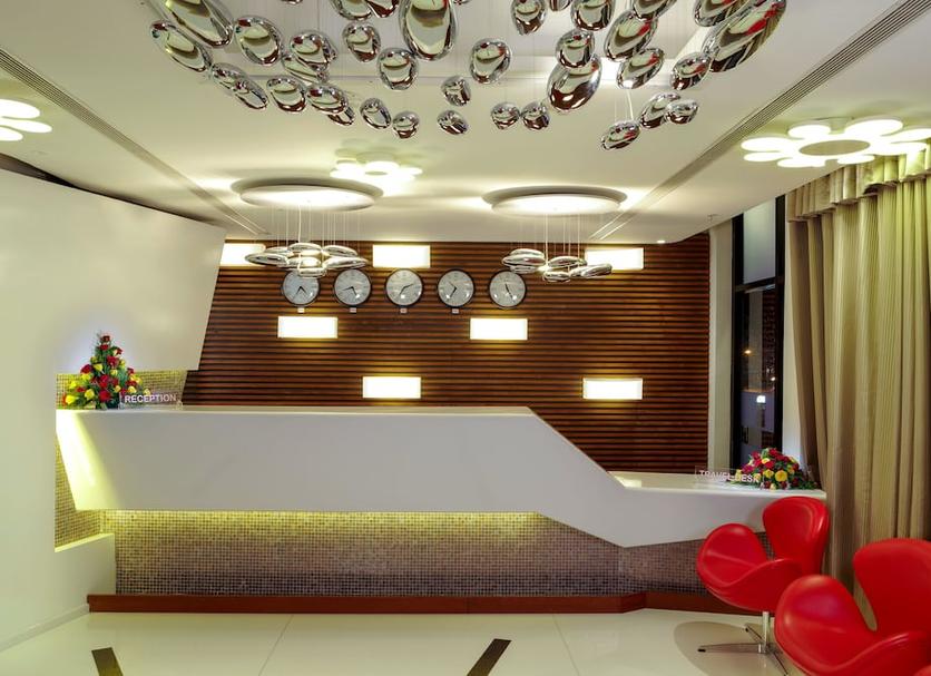 Front desk Photo