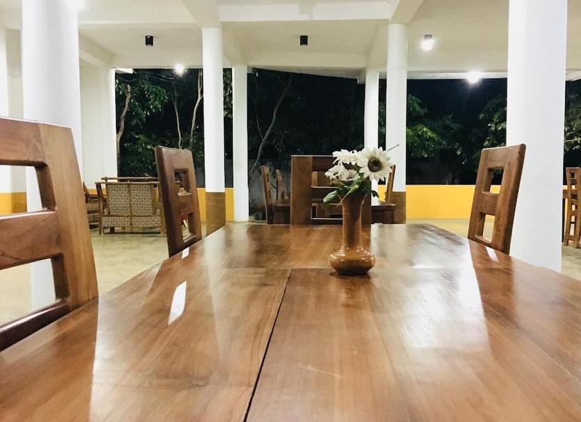 Dining room Photo
