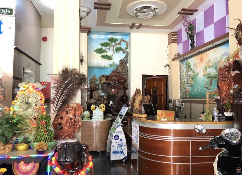Front desk Photo