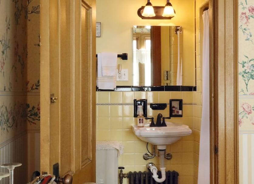 Bathroom Photo