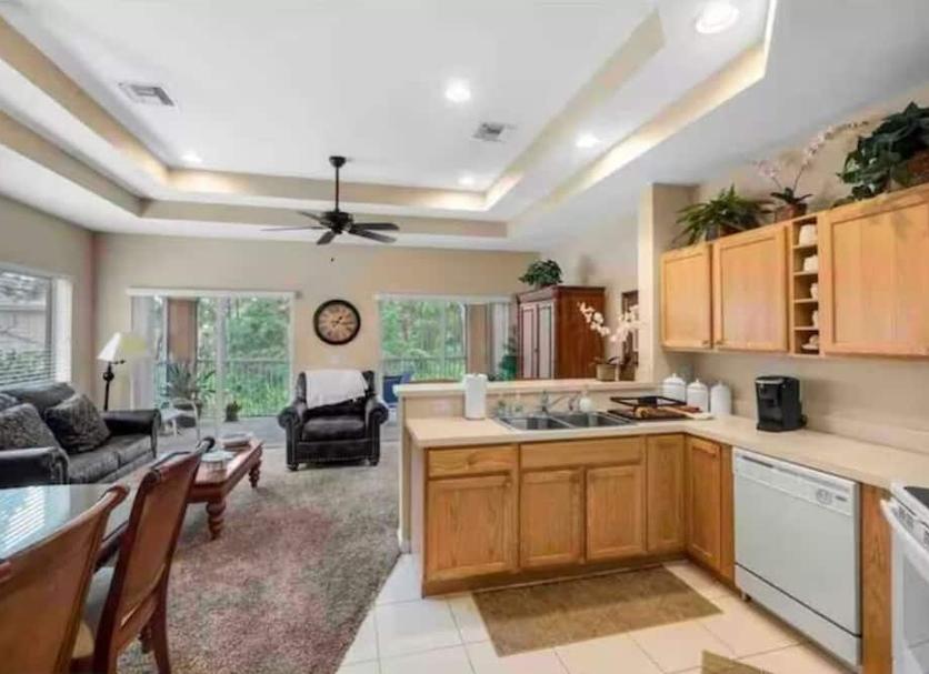 Kitchen Photo