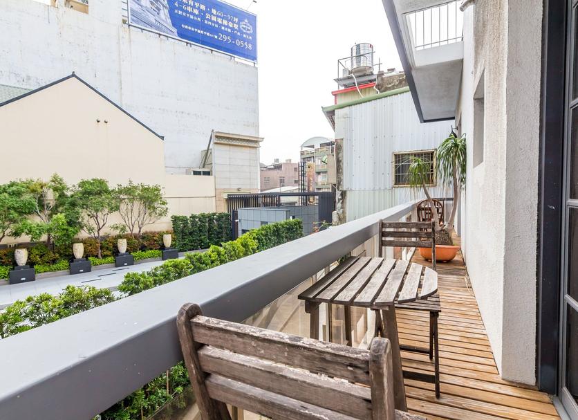 Balcony Photo
