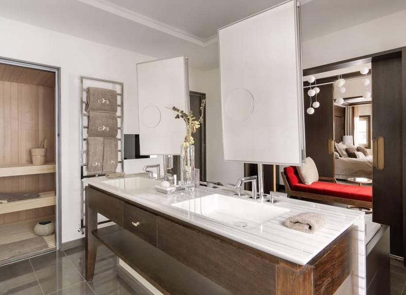 Bathroom Photo