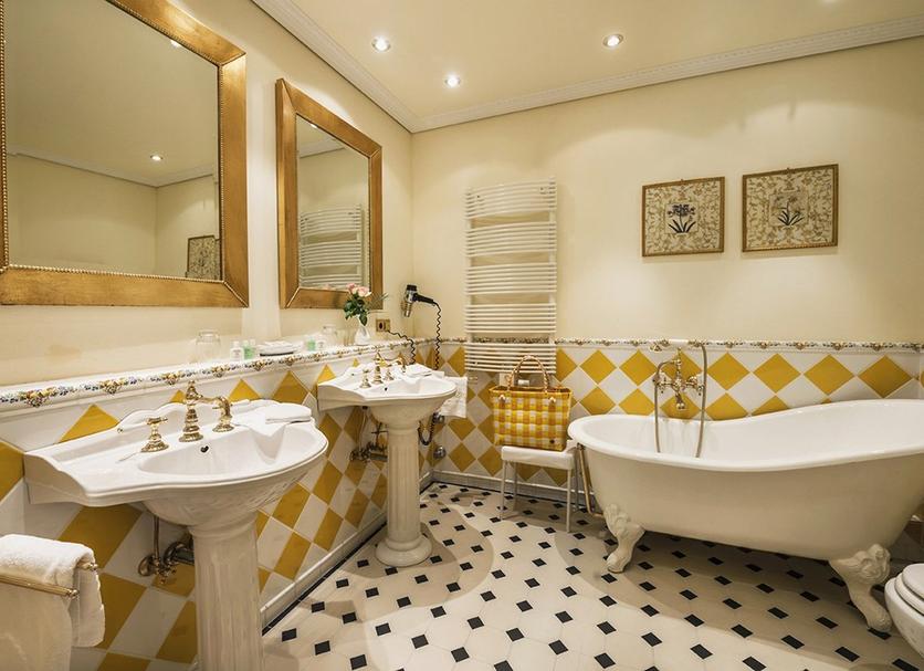 Bathroom Photo