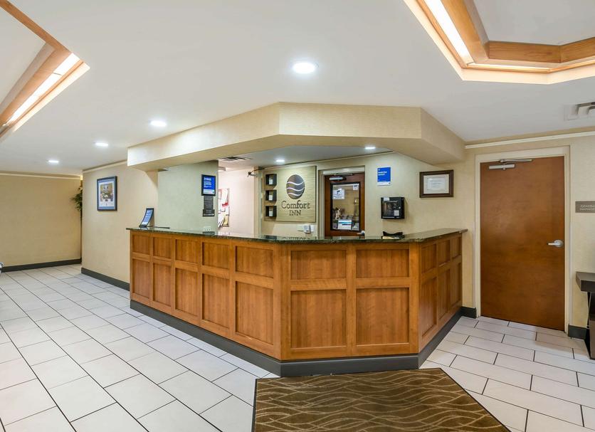 Front desk Photo