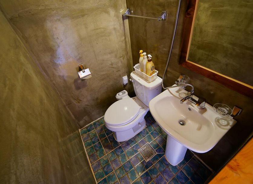 Bathroom Photo