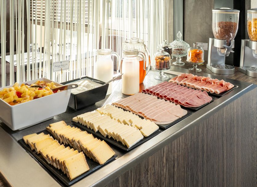 Buffet Photo
