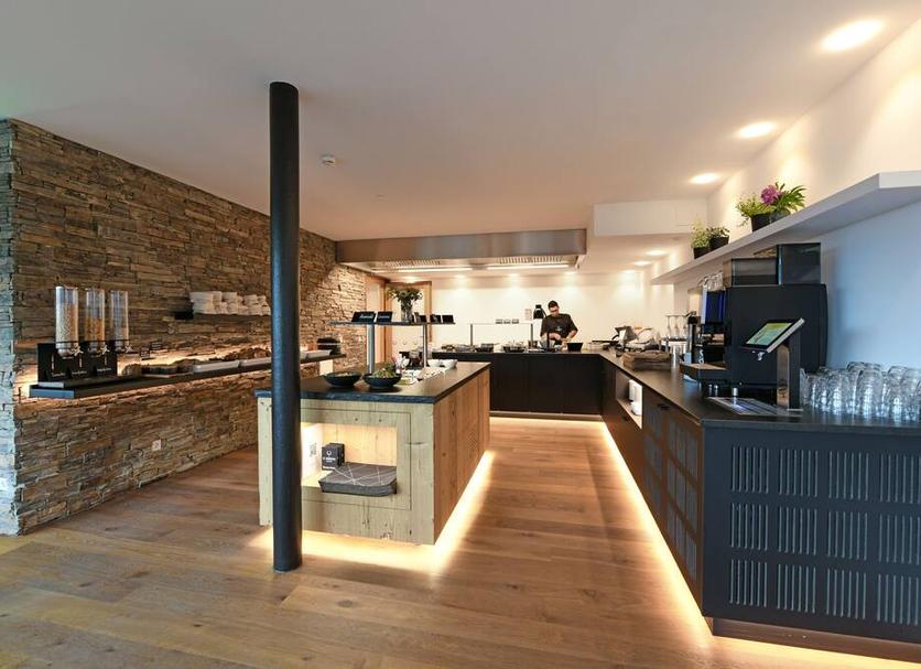 Kitchen Photo