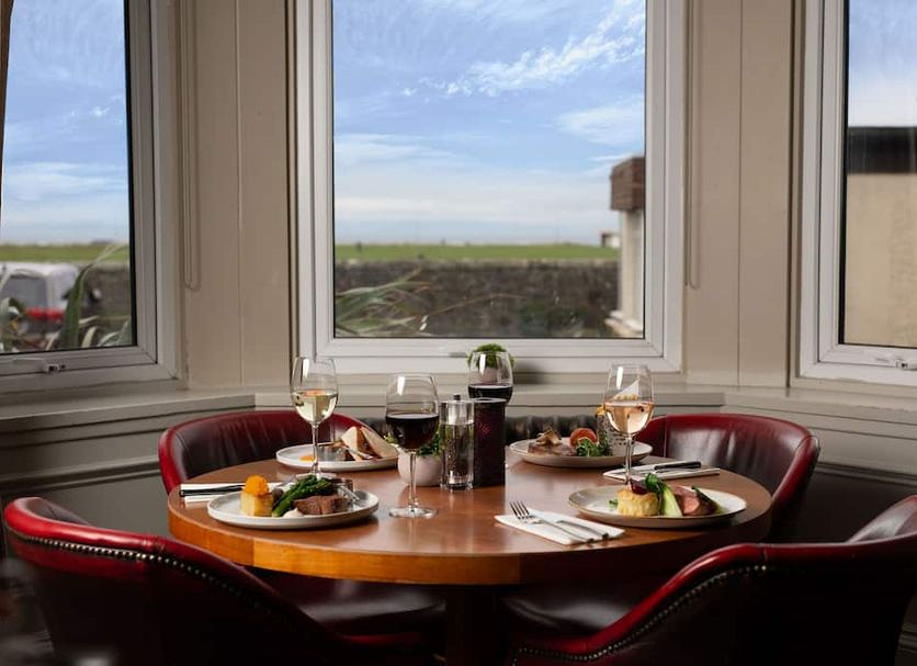 Dining room Photo