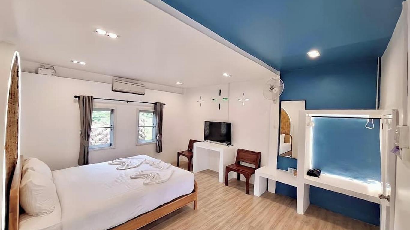 Pan Beachfront Resort Krabi