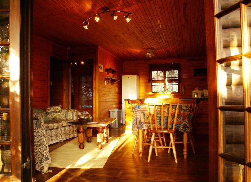 Dining room Photo