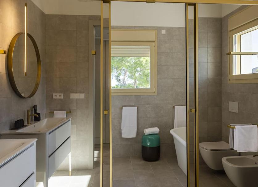 Bathroom Photo