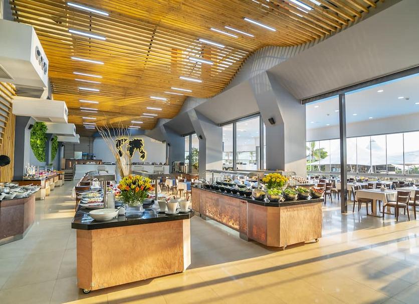 Buffet Photo