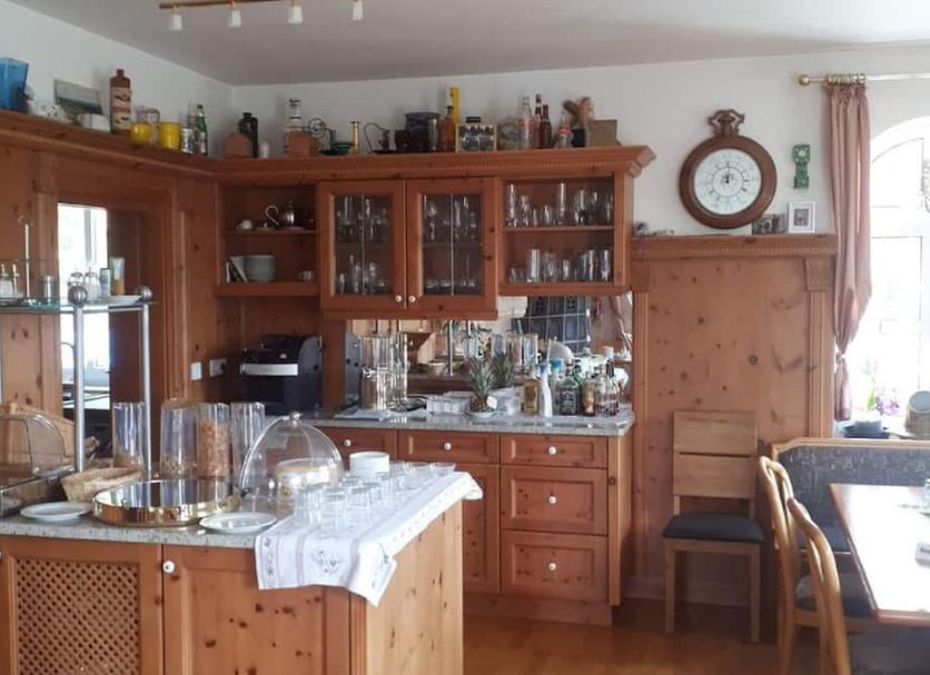 Kitchen Photo