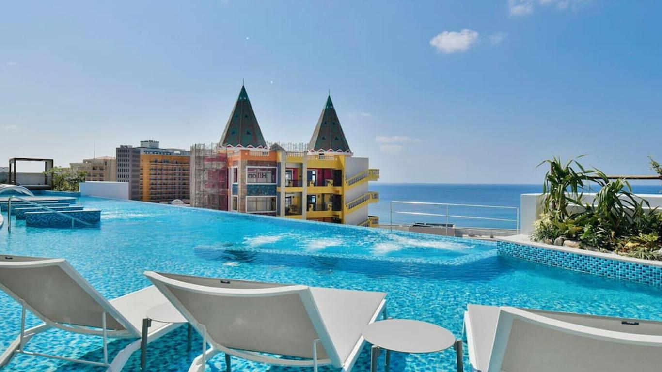 Lequ Okinawa Chatan Spa and Resort