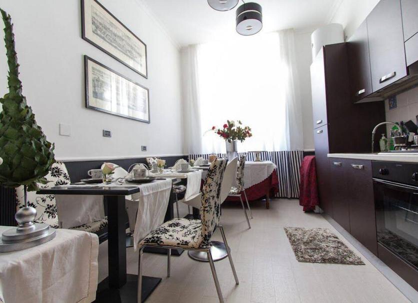 Dining room Photo