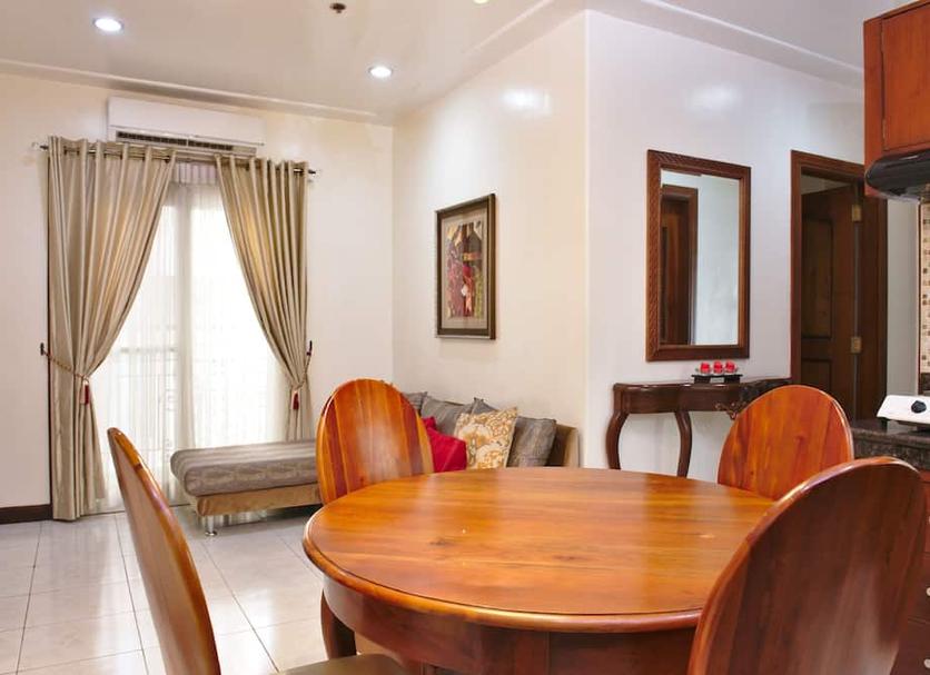 Dining room Photo