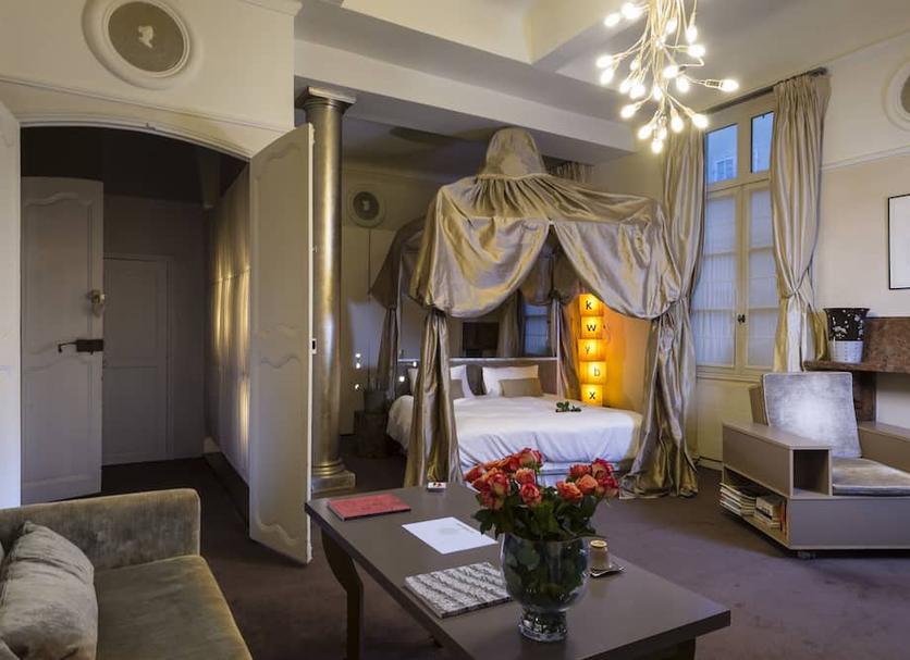 Bedroom Photo