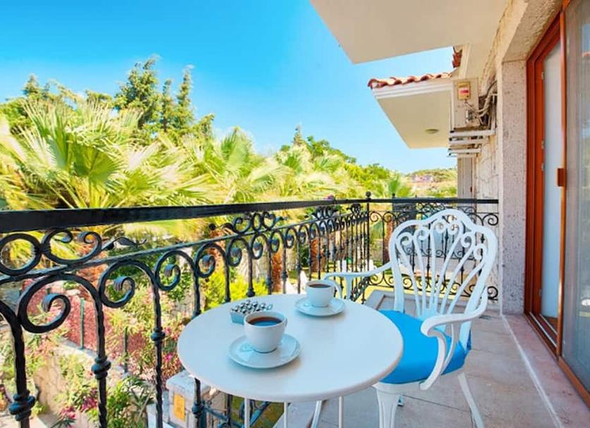 Balcony Photo