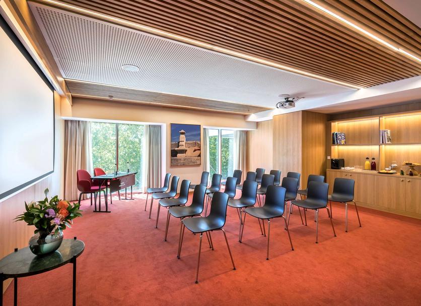 Conference room Photo