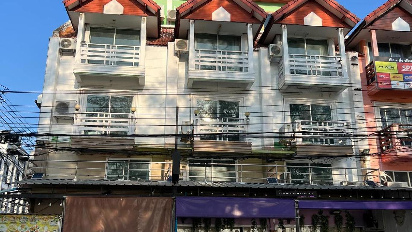 Anantachai Guest House