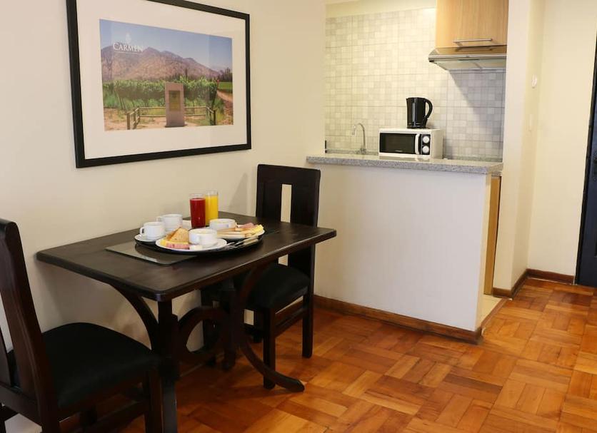 Dining room Photo