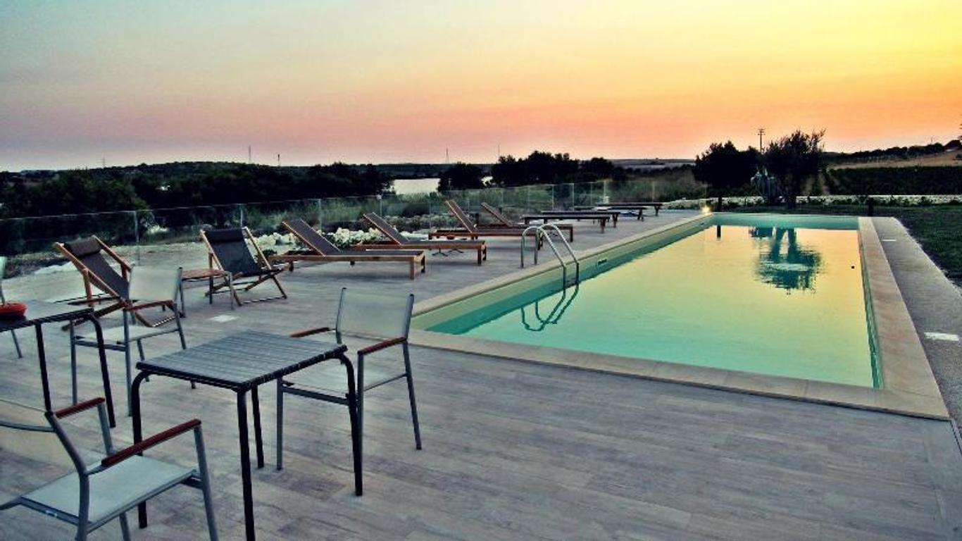 Scilla Maris Charming Suites