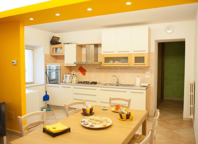 Kitchen Photo