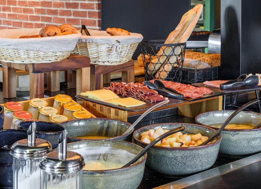 Buffet Photo