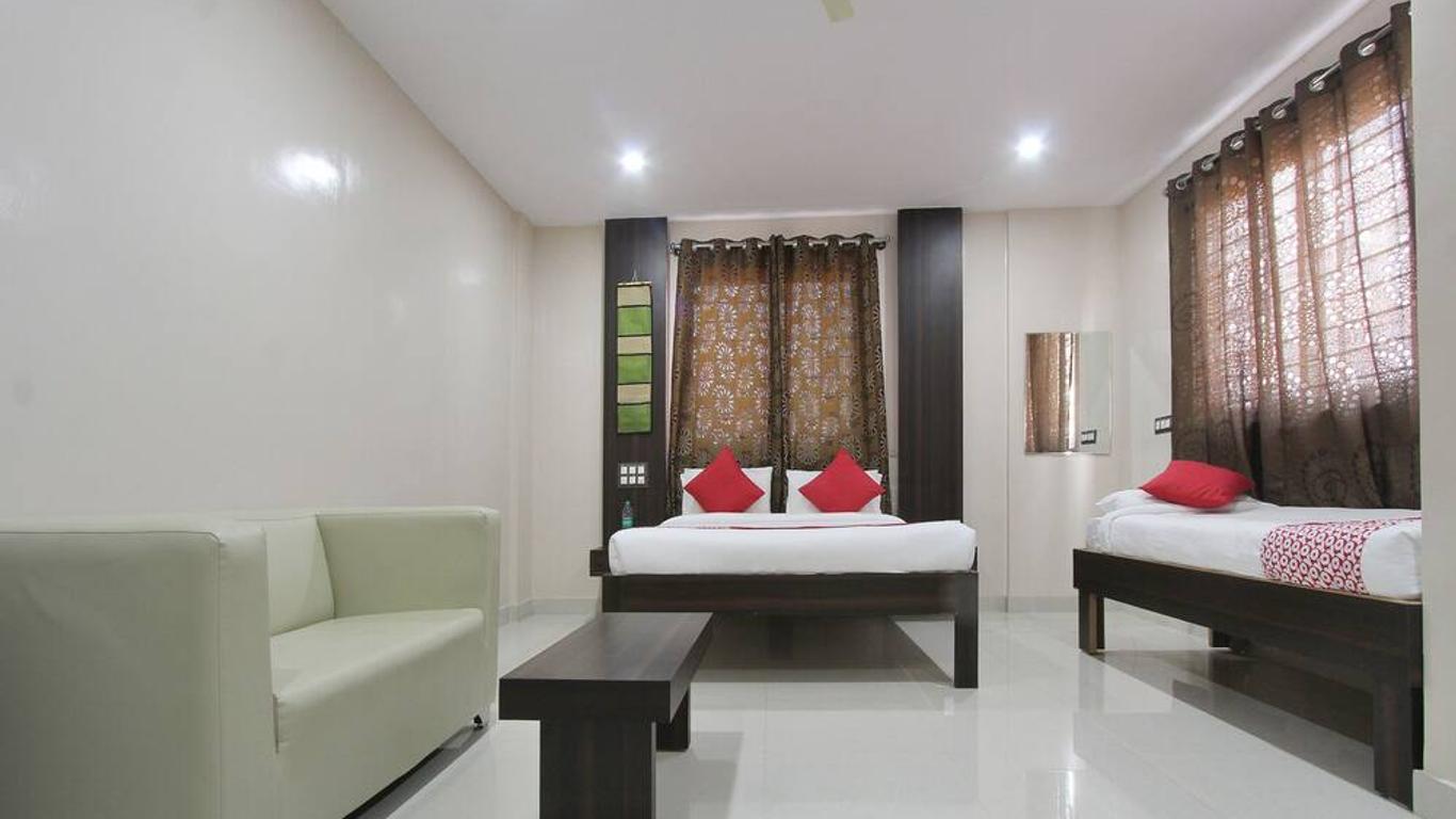 OYO 14520 Habitat Hotel & Suites