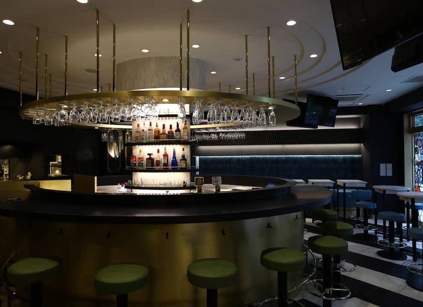 Bar Photo