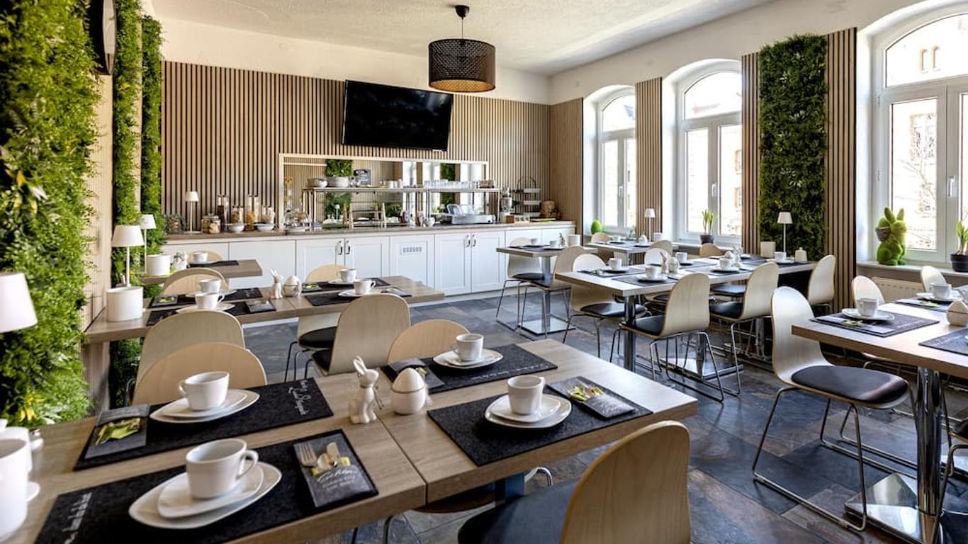 Hotel Garni ' Am Domplatz'