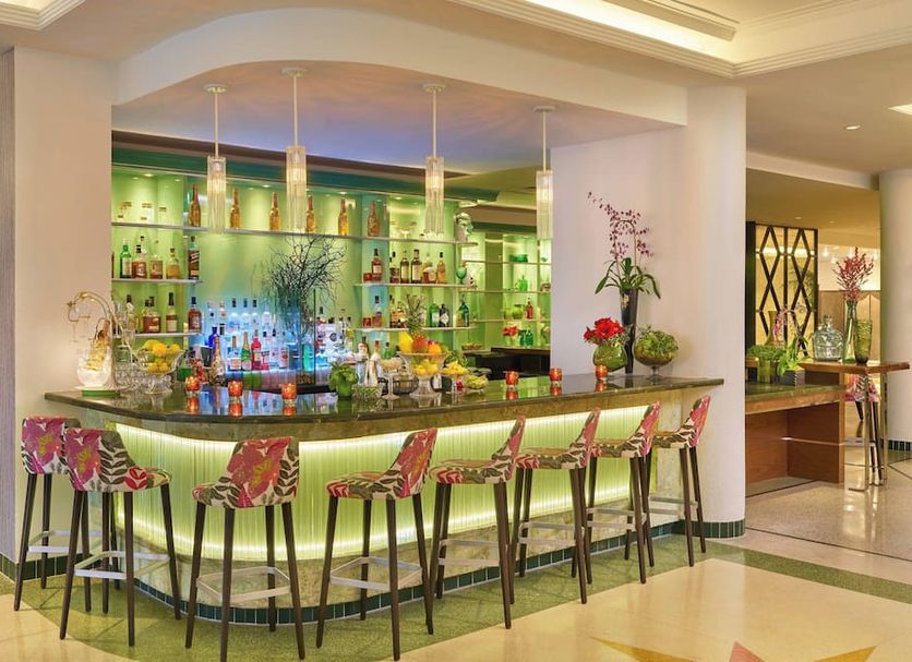 Bar Photo