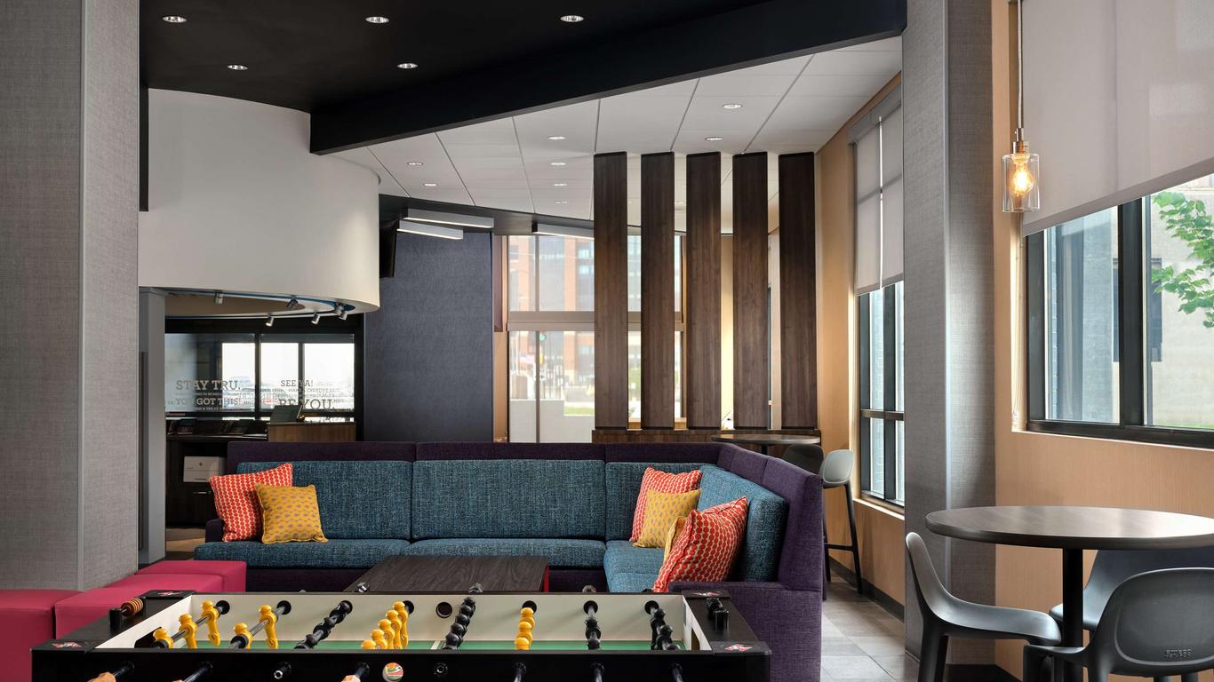 Tru by Hilton Indianapolis Downtown