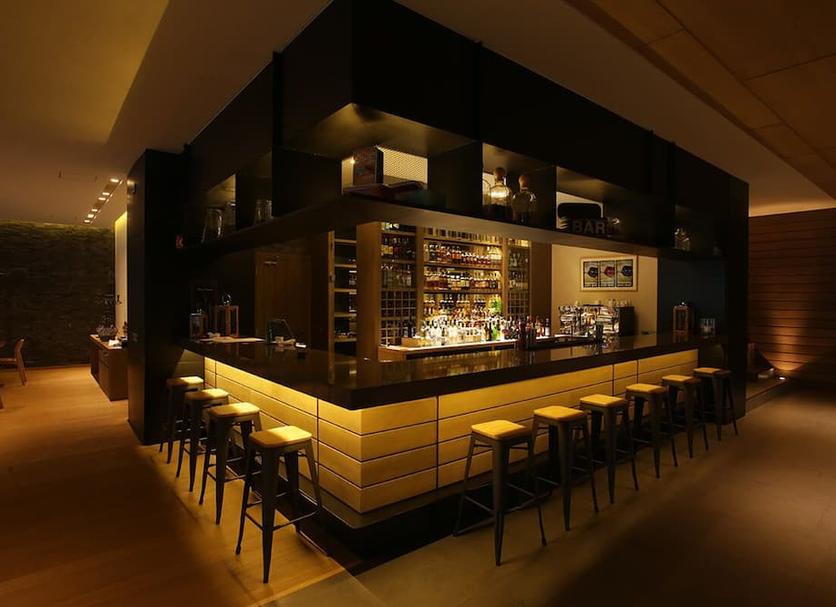 Bar Photo