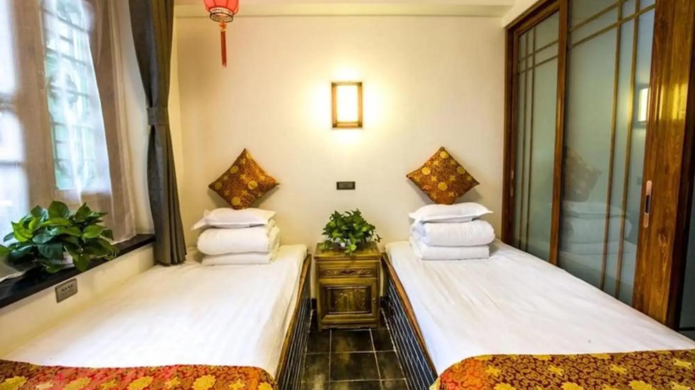 Pingyao Honghu Hotel II