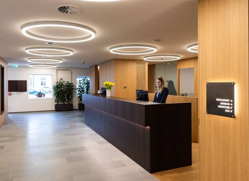 Front desk Photo