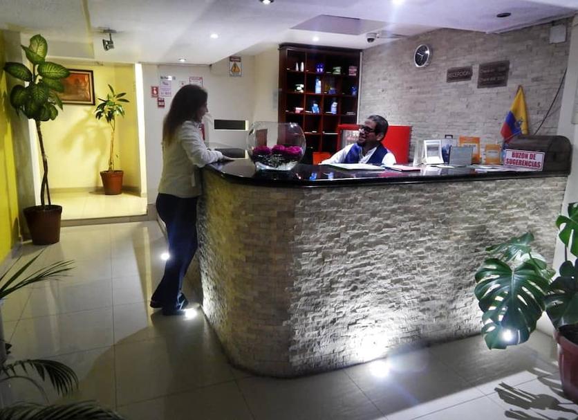 Front desk Photo