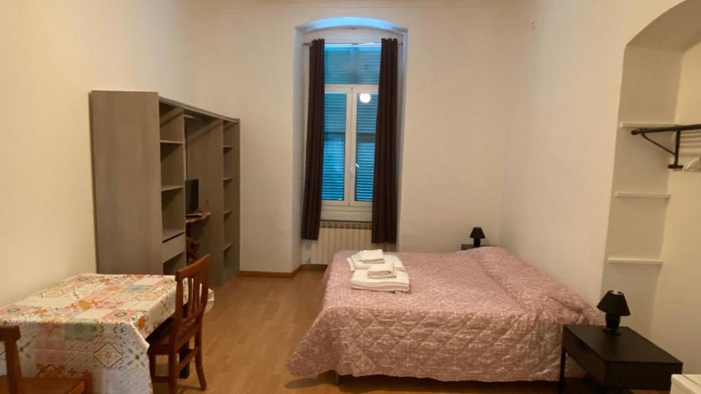 Cavour Guest House